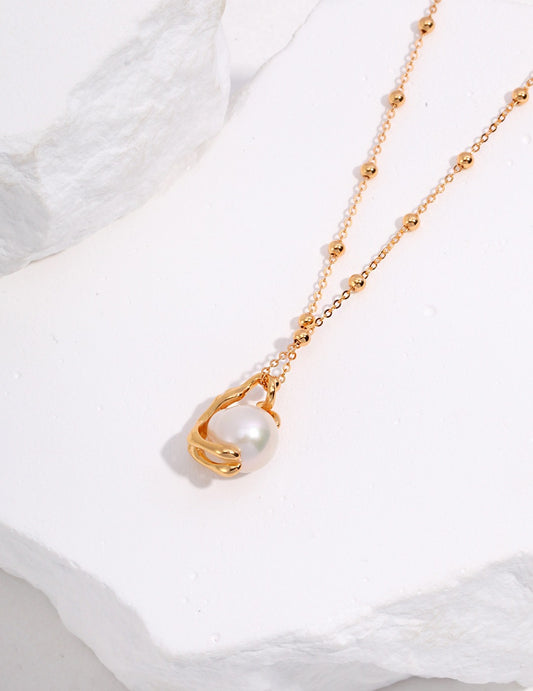 Baroque pearl necklace