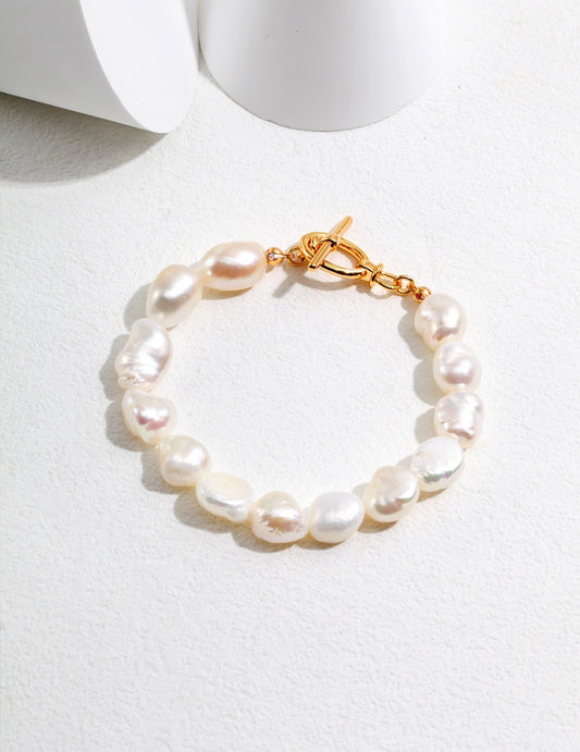 Baroque pearl bracelet